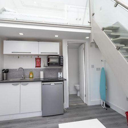 Modern & Stylish Studio In Reading Centre Apartment ภายนอก รูปภาพ